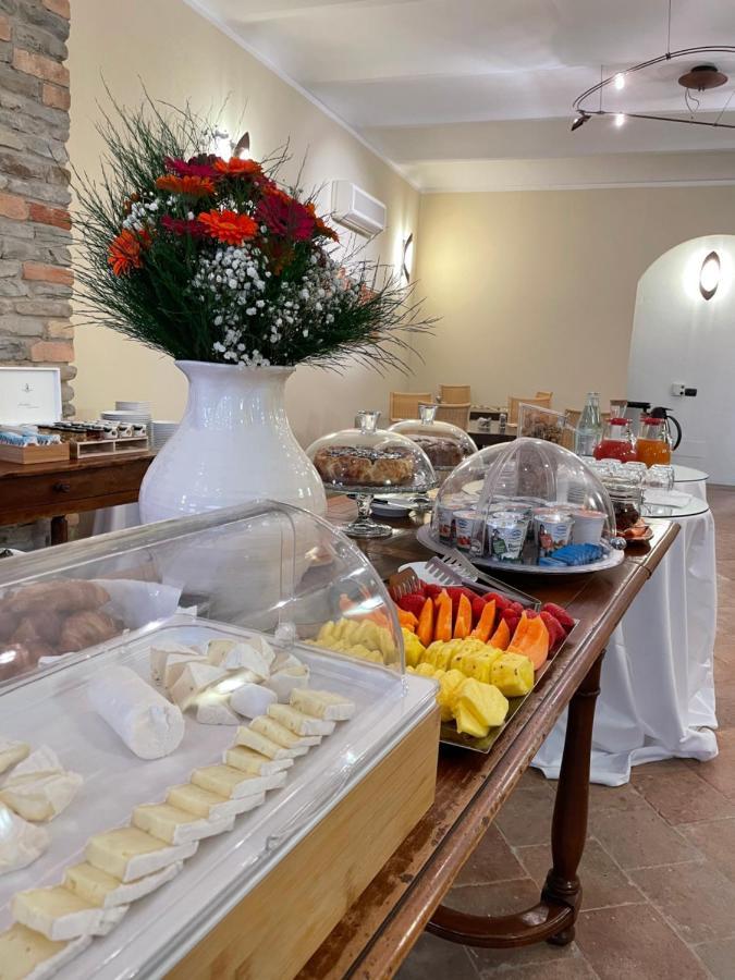 Albergo Castiglione Langhe Castiglione Tinella Luaran gambar