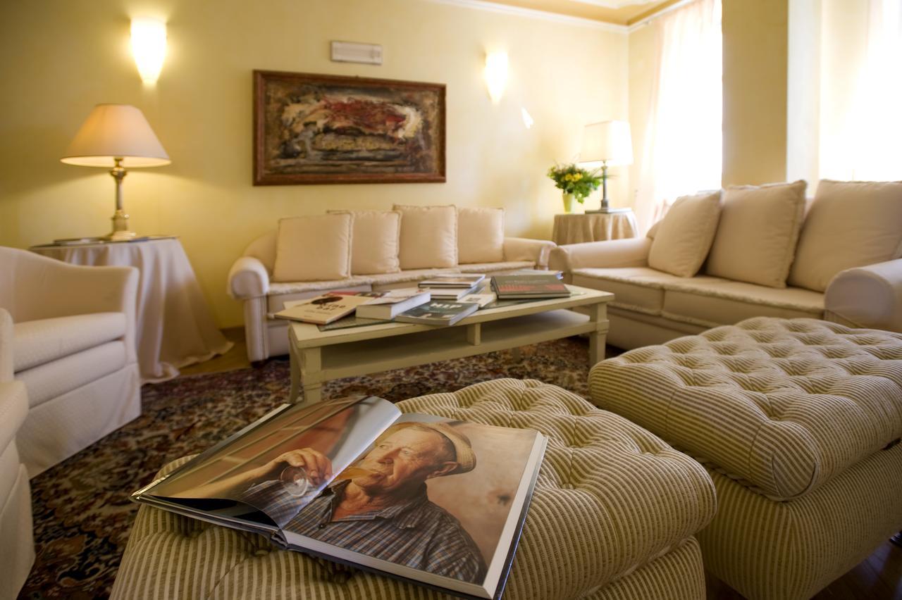 Albergo Castiglione Langhe Castiglione Tinella Luaran gambar