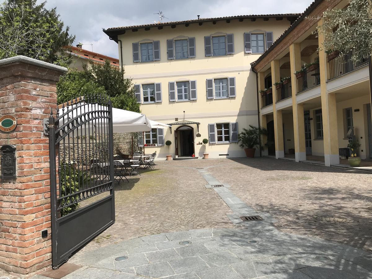 Albergo Castiglione Langhe Castiglione Tinella Luaran gambar