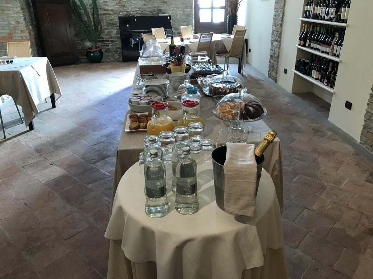 Albergo Castiglione Langhe Castiglione Tinella Luaran gambar
